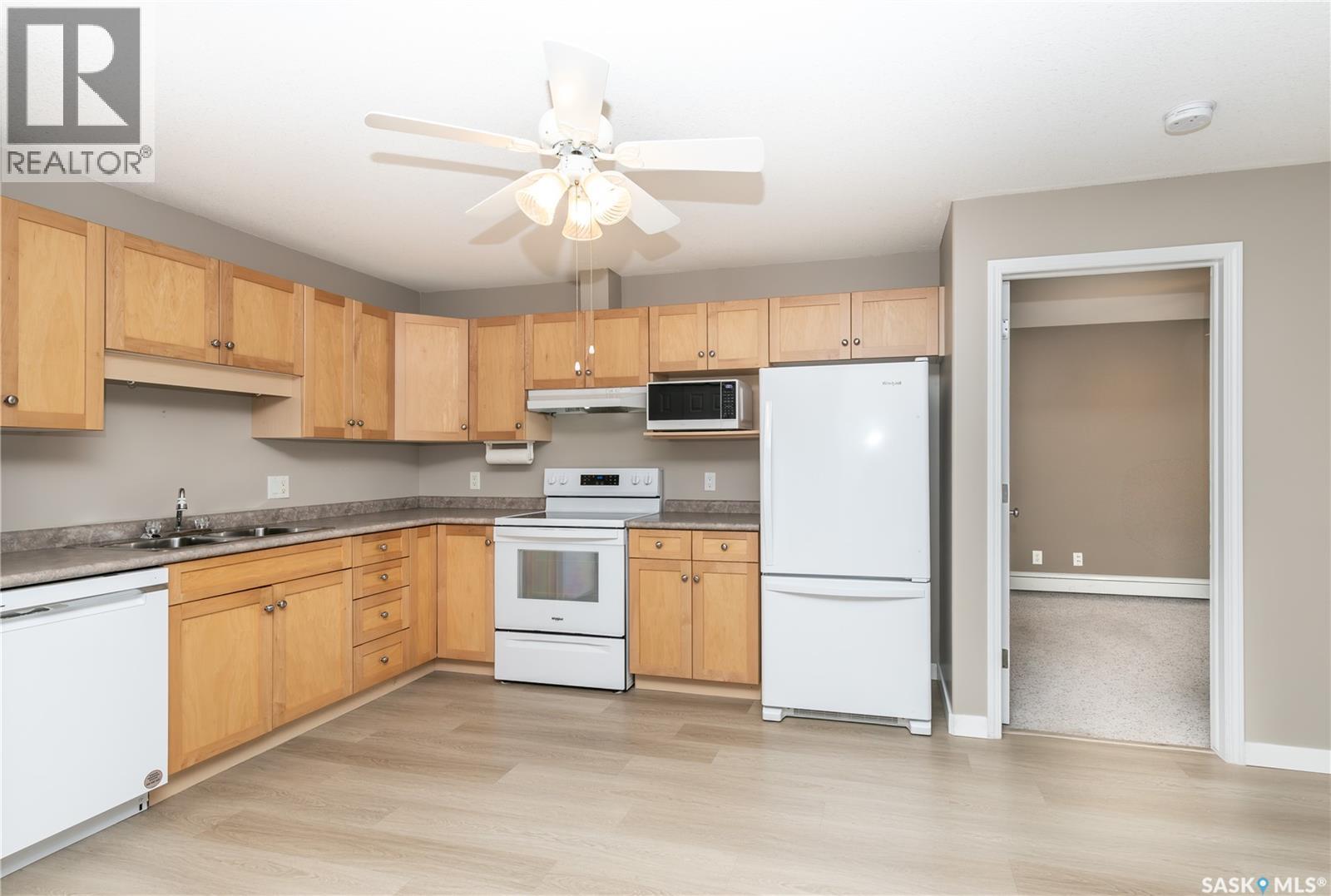 Single Family House High rise for Sale in   Lowe ROAD Saskatoon 