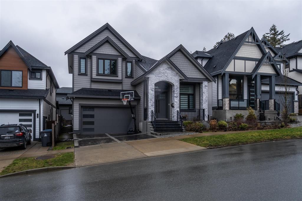 Photo 1 of 12711 104 A Avenue, Surrey BC