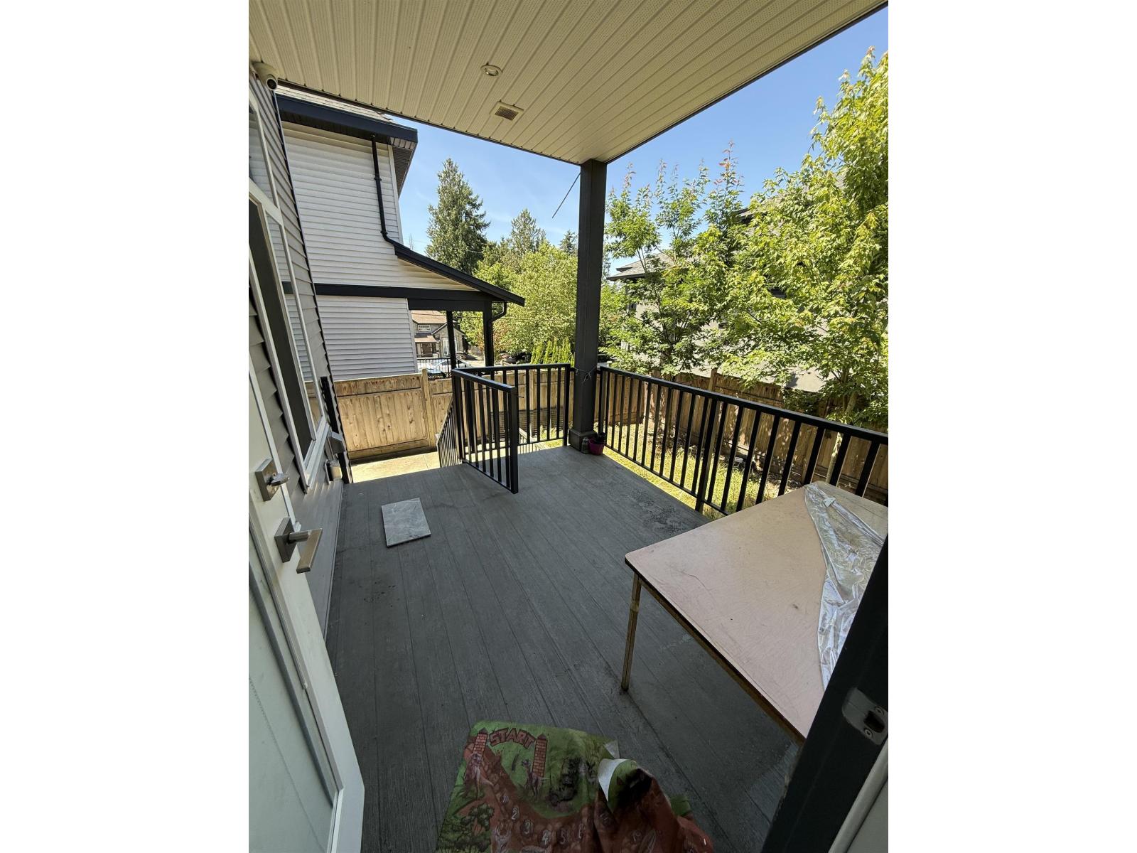 Photo 3 of 12711 104 A Avenue, Surrey BC