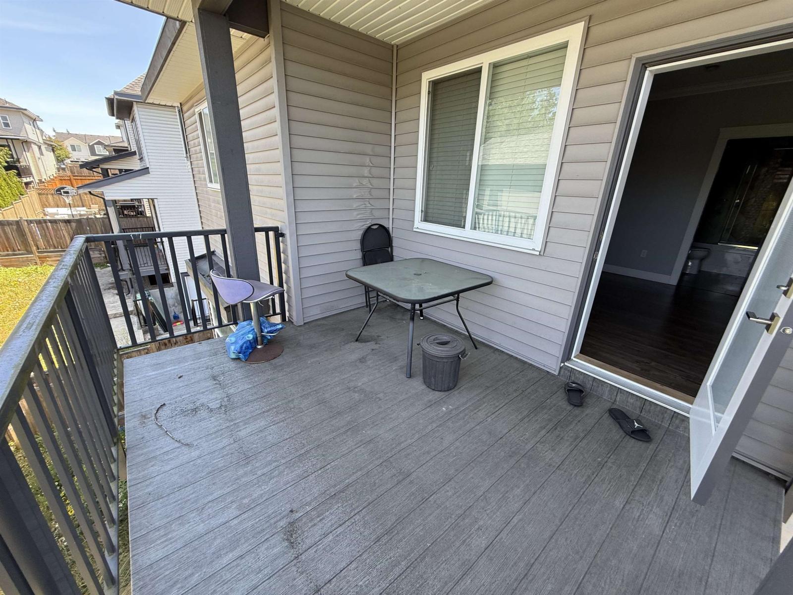 Photo 5 of 12711 104 A Avenue, Surrey BC