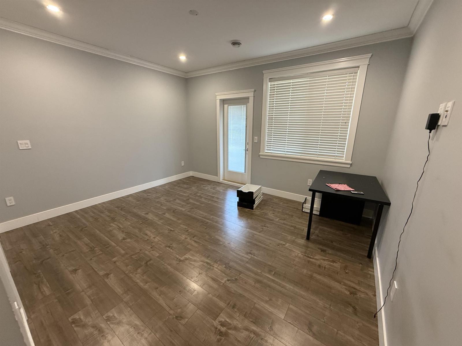 Photo 10 of 12711 104 A Avenue, Surrey BC
