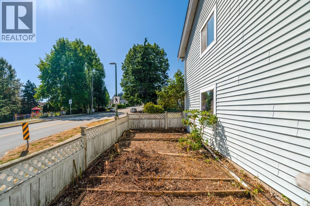 Photo 25 of 1281 Sherman Street, Coquitlam BC