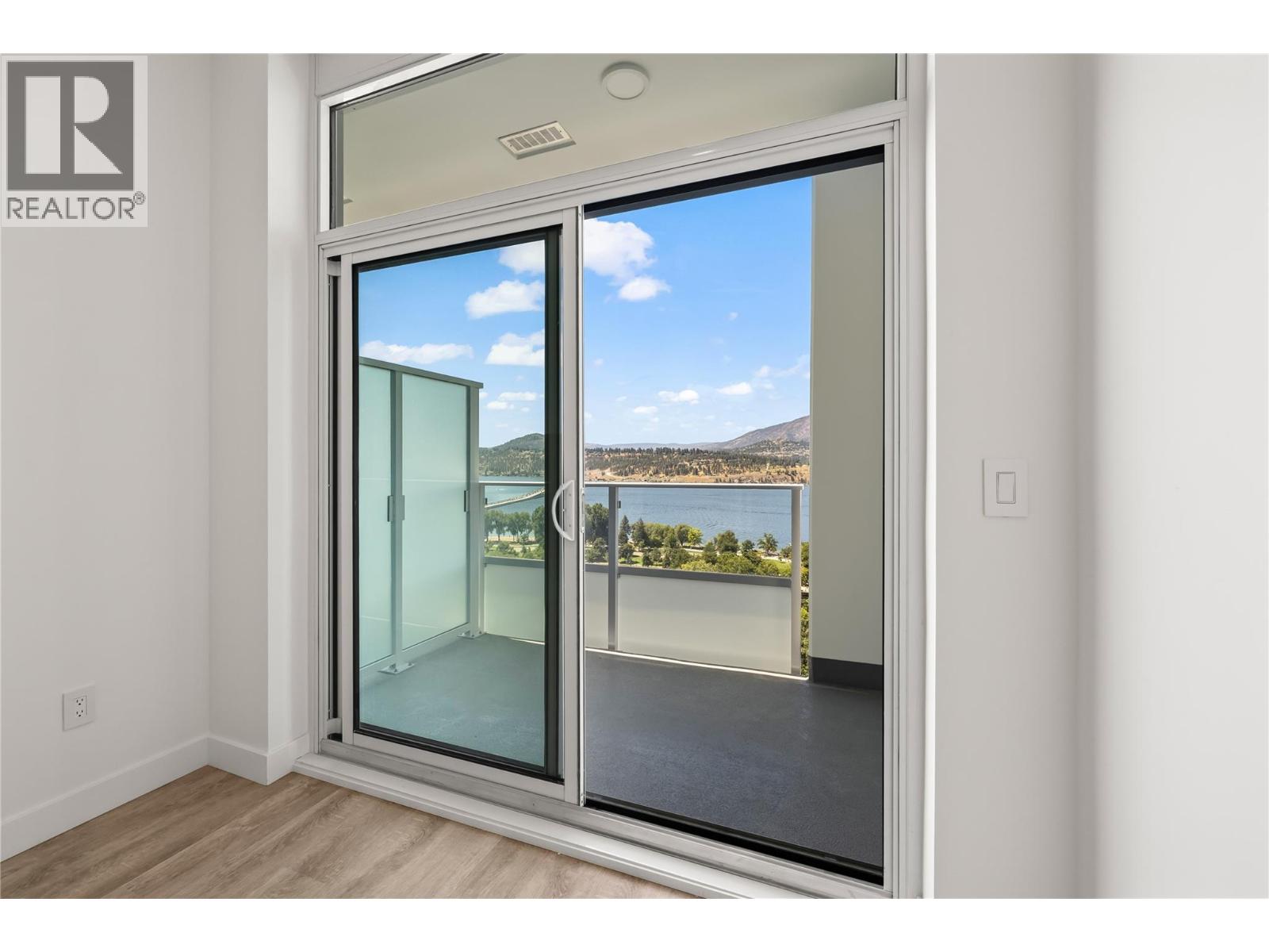 Photo 20 of 238 Leon Avenue Unit 2107, Kelowna BC