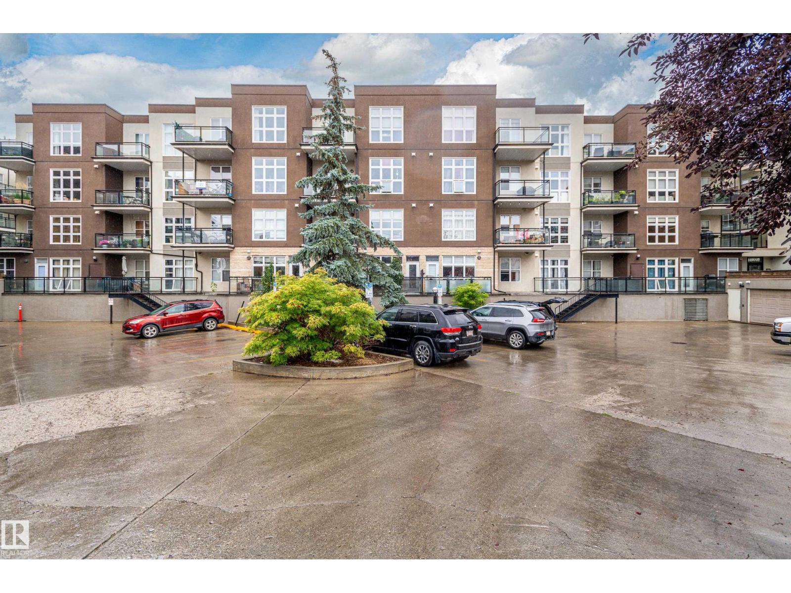 Photo 33 of 216 10411 122 St Nw, Edmonton AB