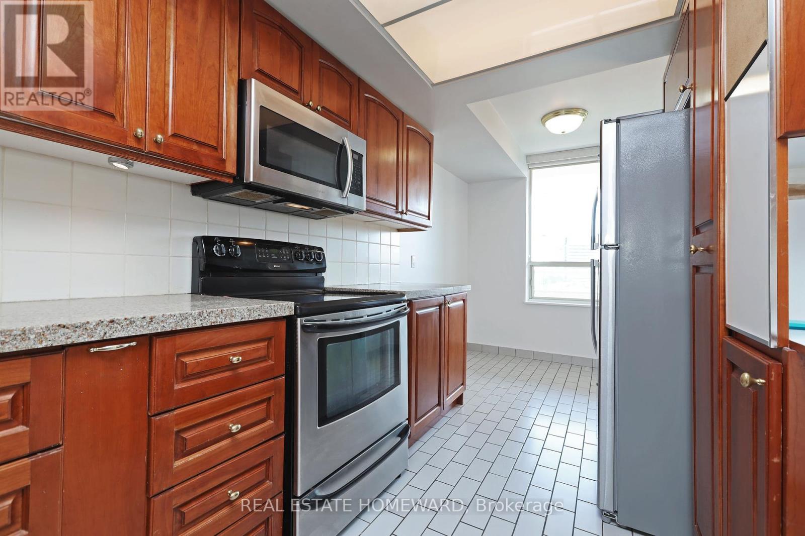 Photo 6 of 801 215 Wynford Drive, Toronto ON