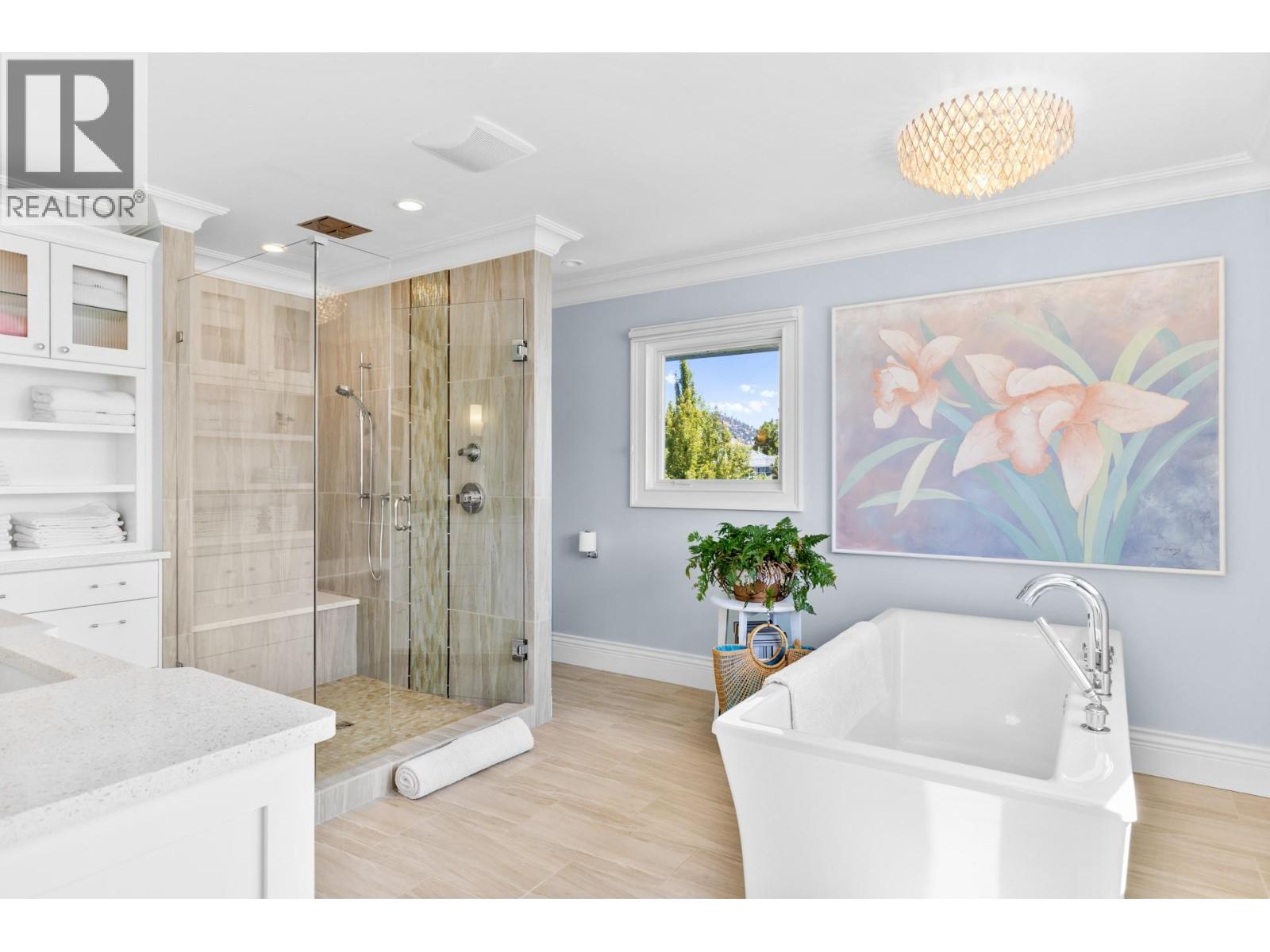 Photo 15 of 1601 Pritchard Drive, West Kelowna BC