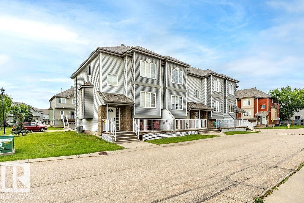 Photo 15 of 54 5102 30 Av, Beaumont AB