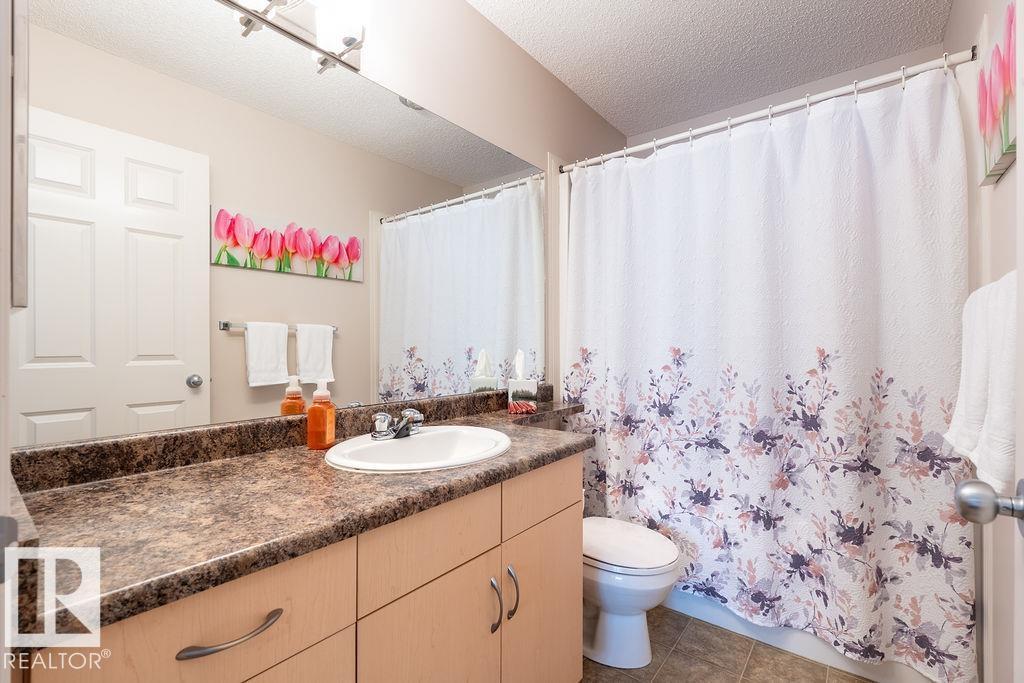 Photo 31 of 54 5102 30 Av, Beaumont AB