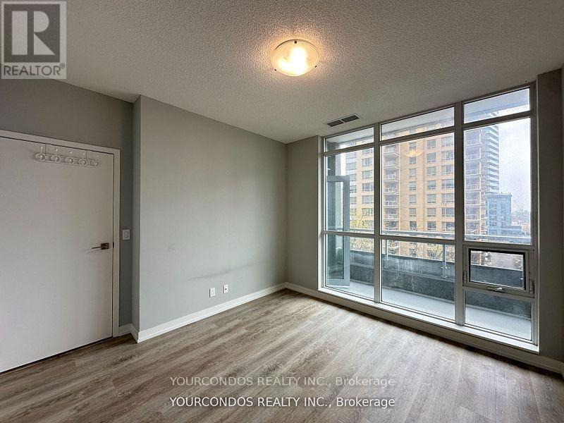 Photo 21 of 420 98 Lillian Street, Toronto ON
