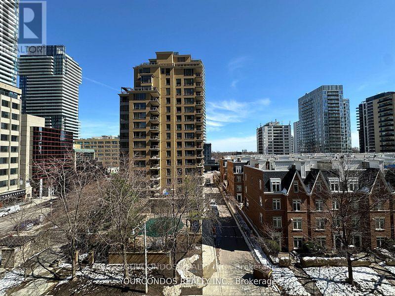 Photo 15 of 420 98 Lillian Street, Toronto ON