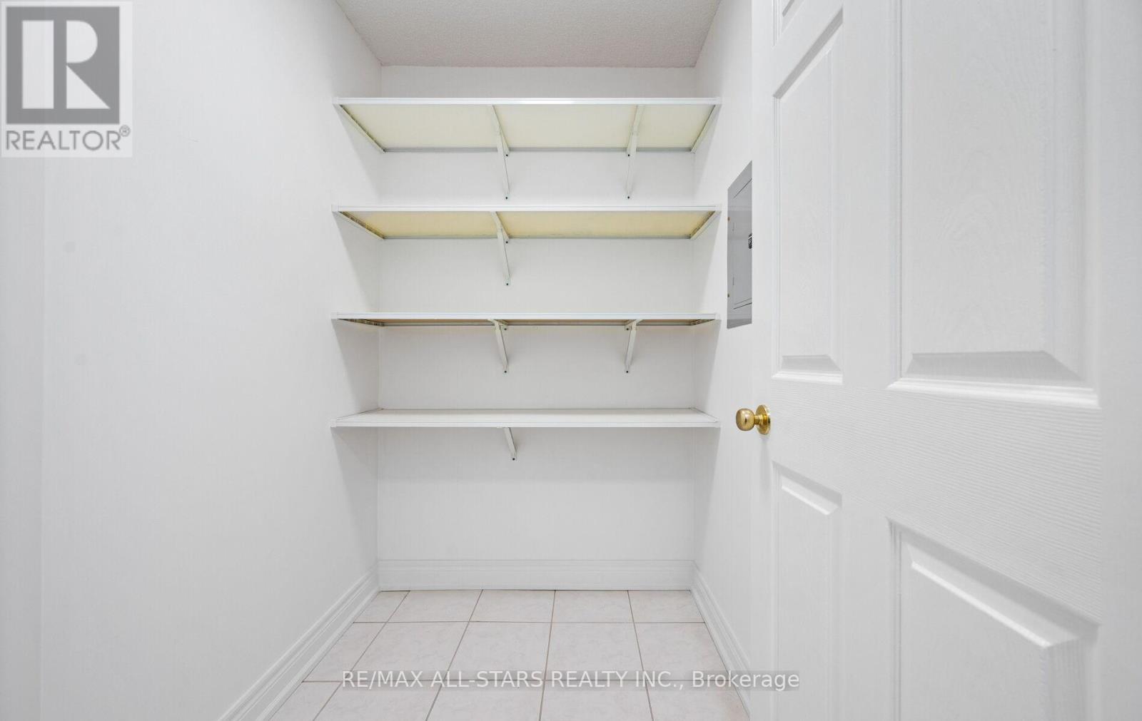 Photo 21 of 302 5001 Finch Avenue E, Toronto ON