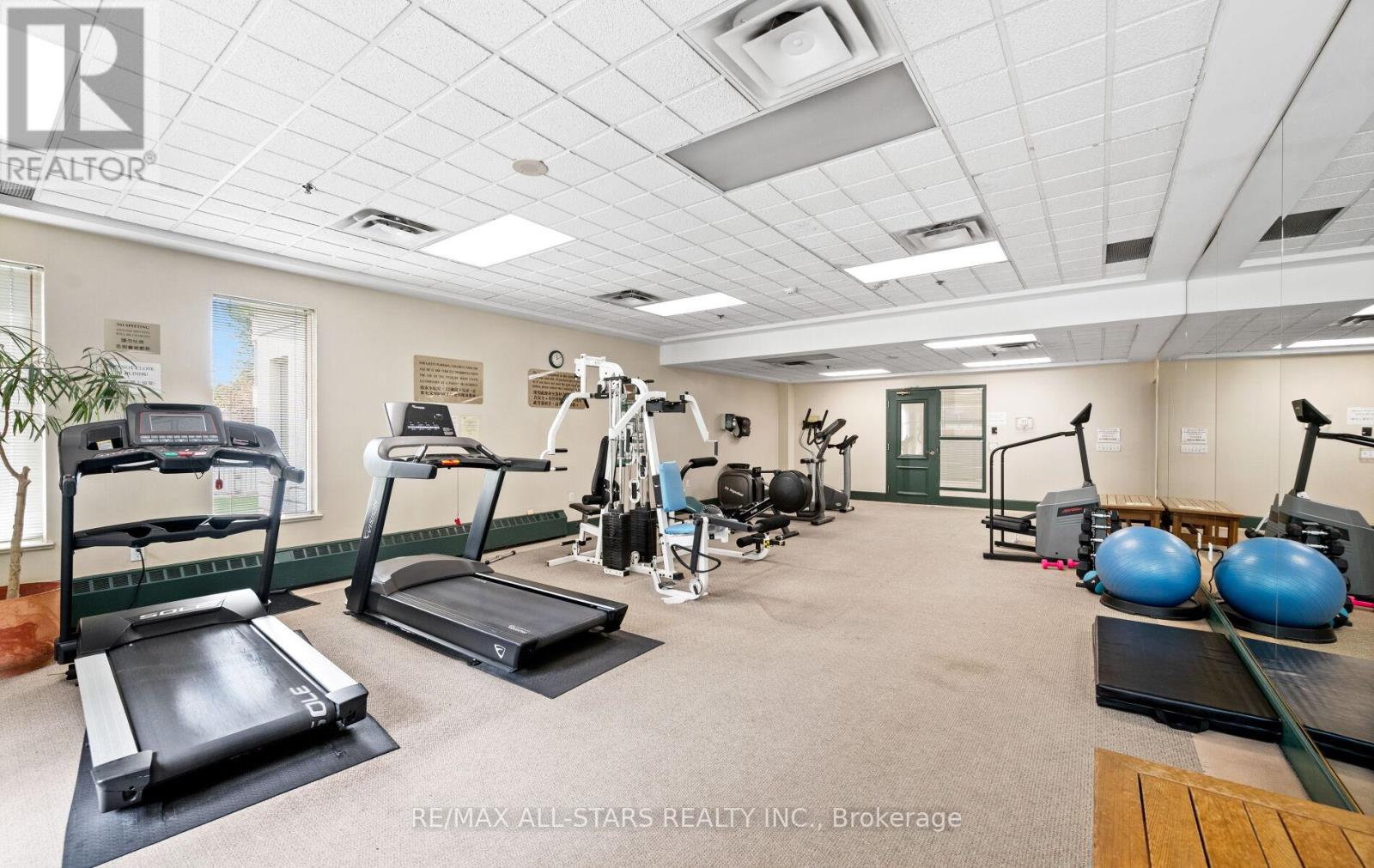 Photo 11 of 302 5001 Finch Avenue E, Toronto ON