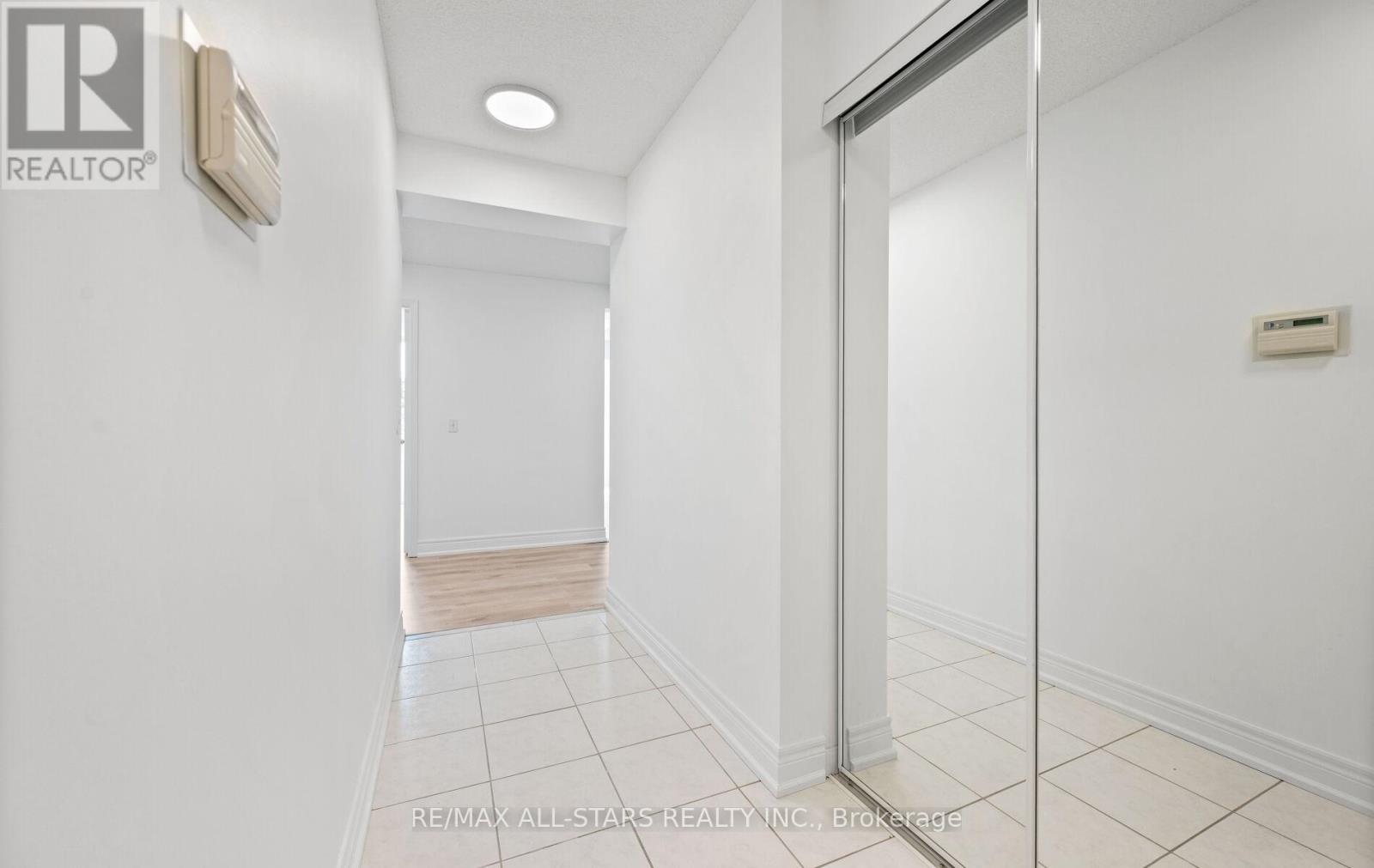 Photo 34 of 302 5001 Finch Avenue E, Toronto ON
