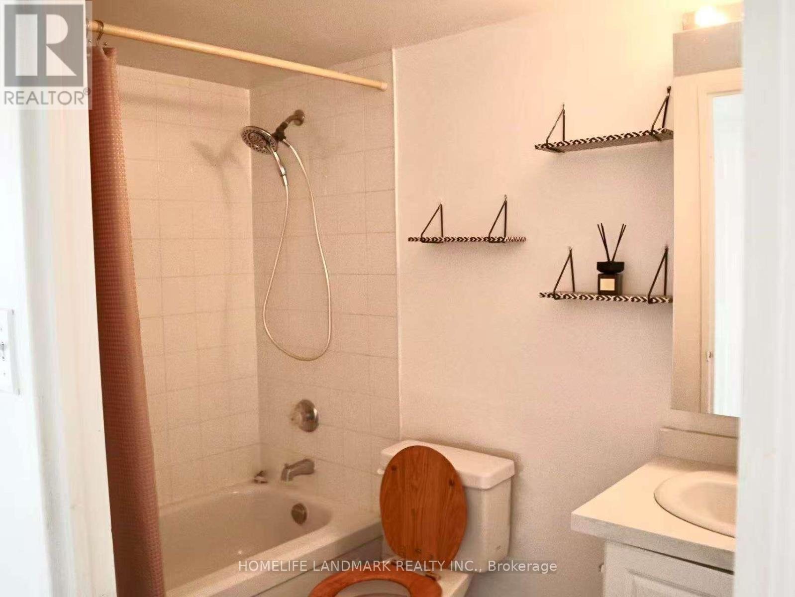 Photo 23 of 1803 2550 Lawrence Avenue E, Toronto ON