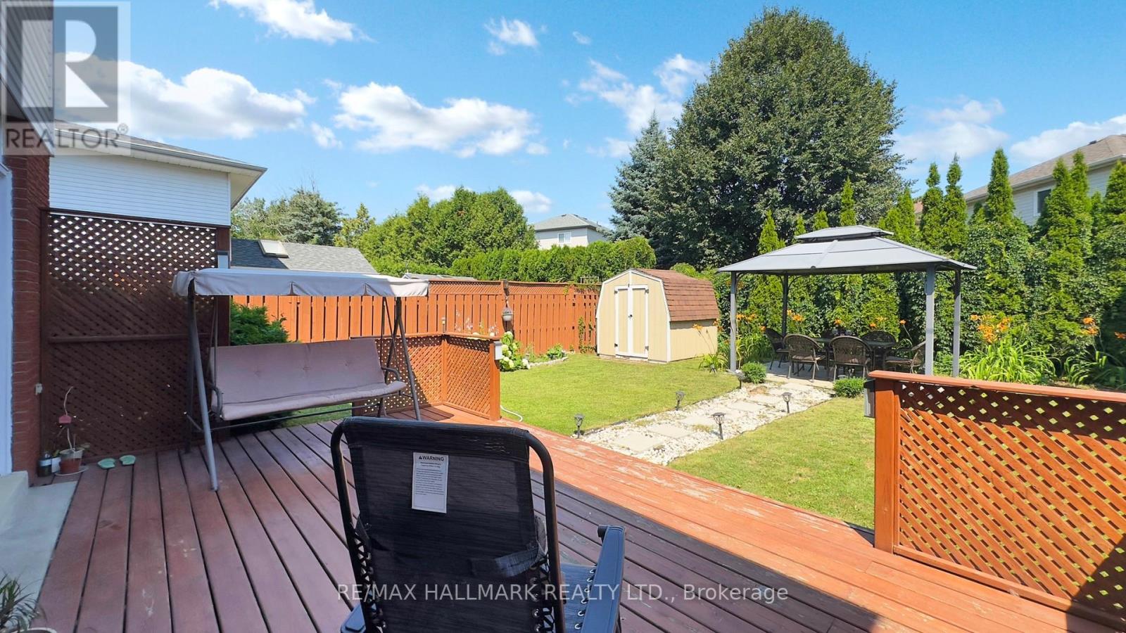 Photo 45 of 249 Kensington Crescent, Oshawa ON