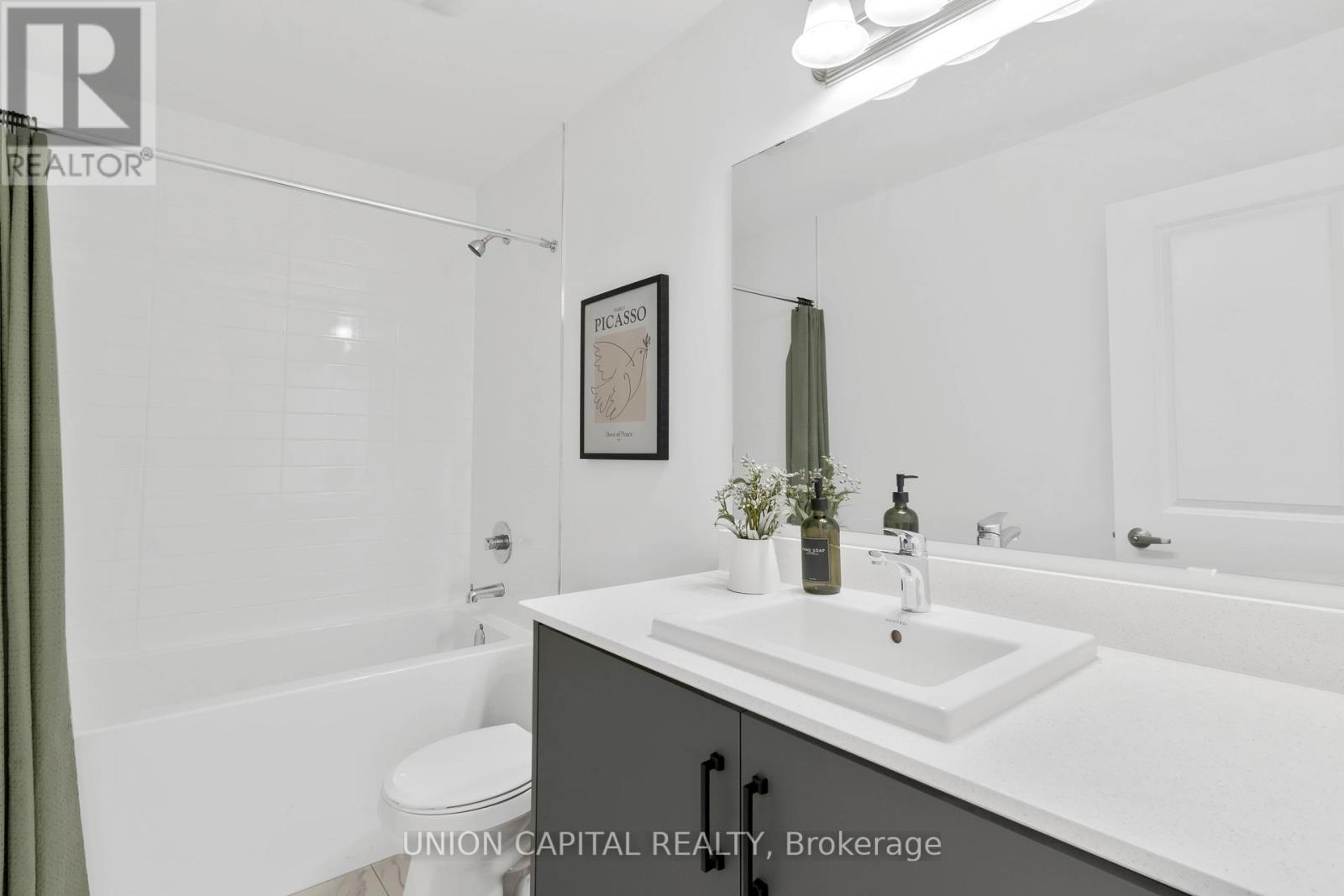 Photo 26 of 59 Carole Bell Way, Markham ON