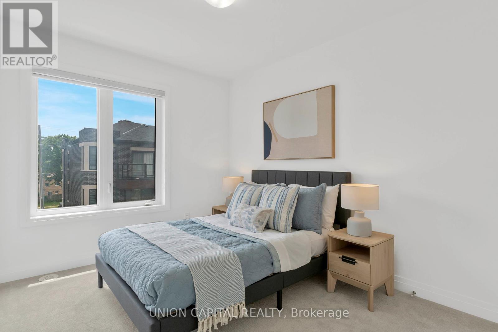 Photo 27 of 59 Carole Bell Way, Markham ON