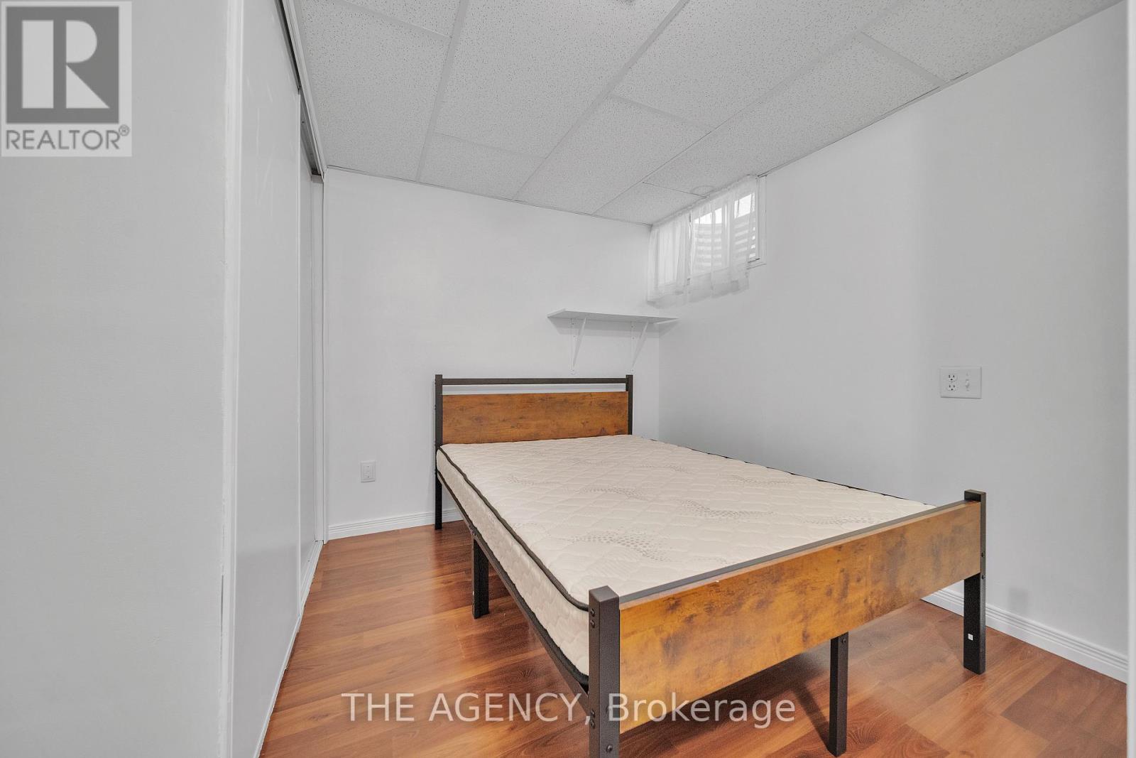 Photo 19 of 56 Quinlan Road, Barrie ON