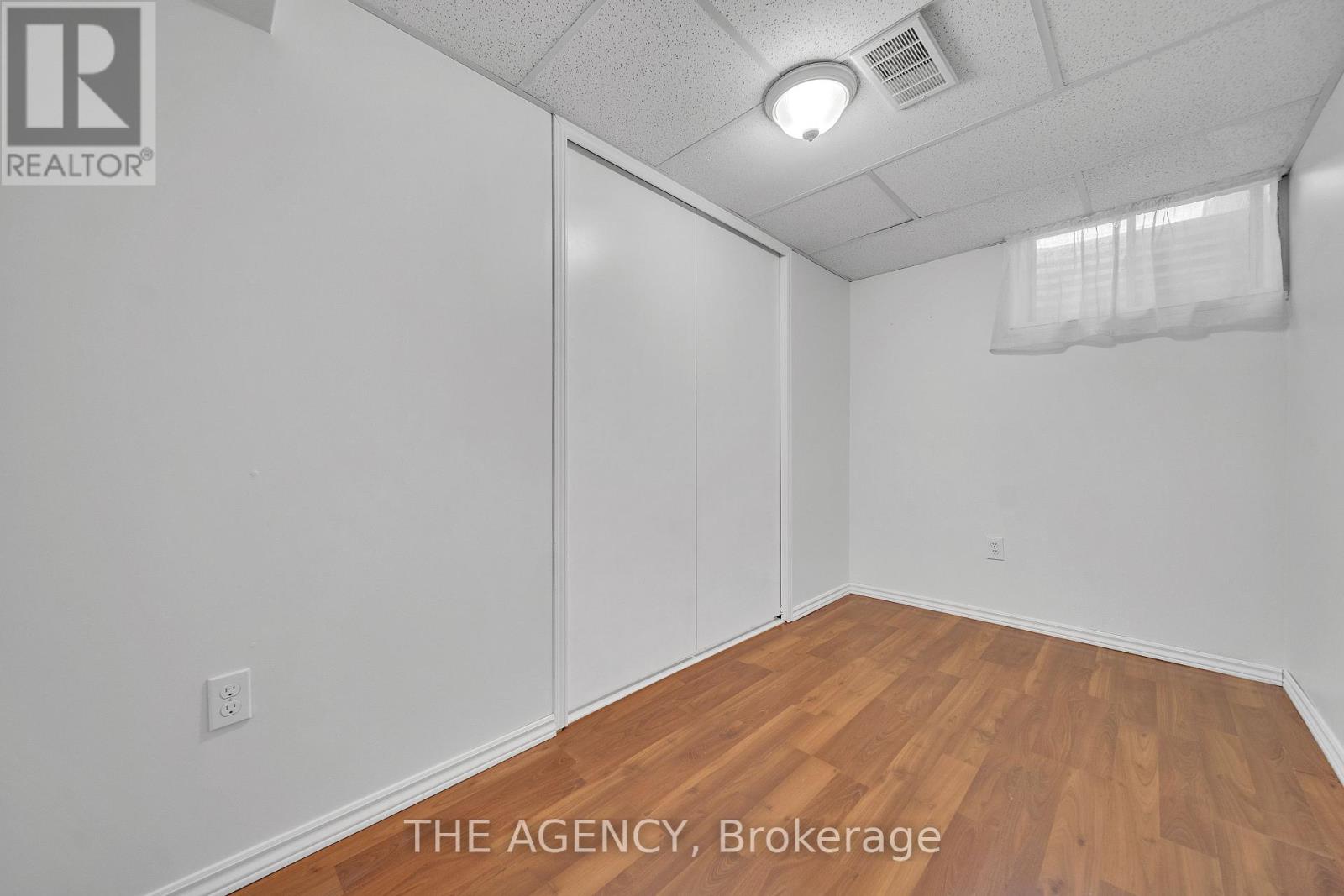 Photo 7 of 56 Quinlan Road, Barrie ON