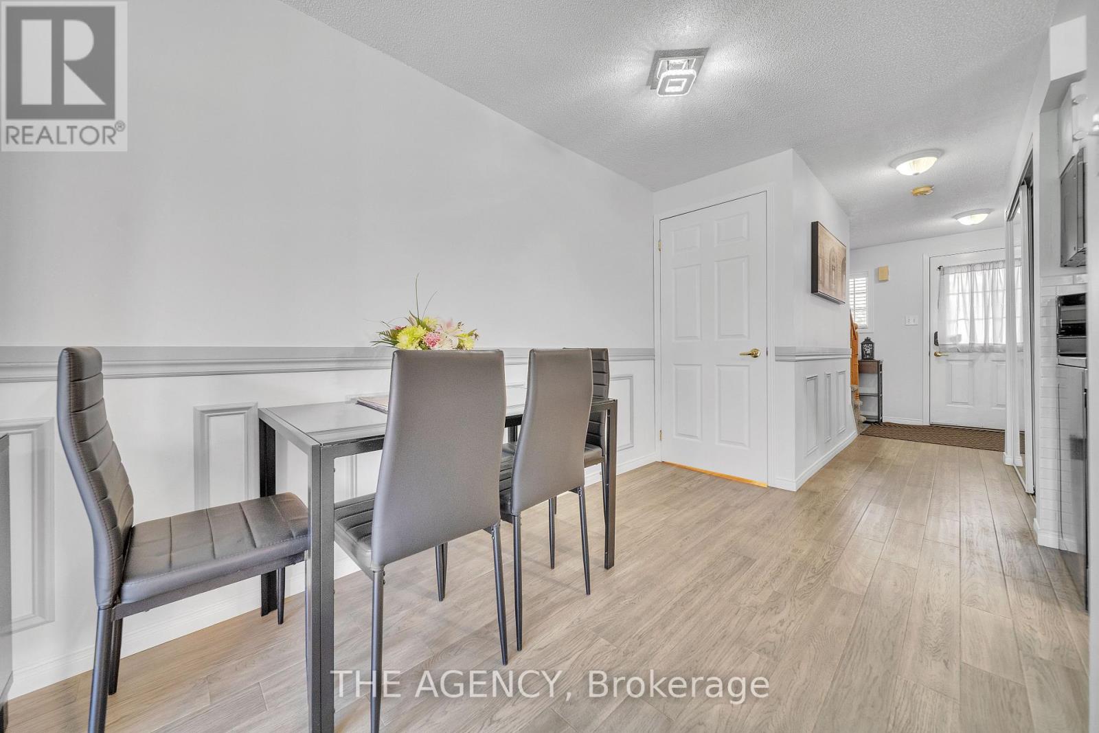 Photo 5 of 56 Quinlan Road, Barrie ON