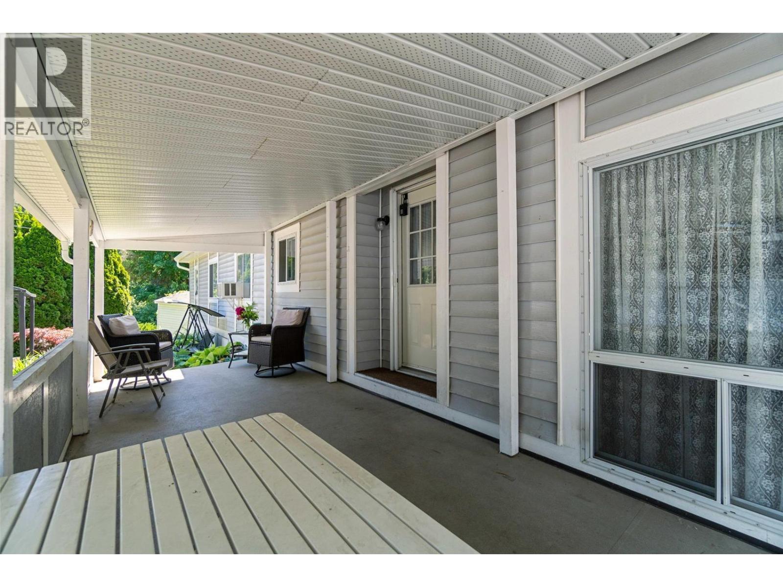 Photo 3 of 5161 63 Avenue Ne Unit 11, Salmon Arm BC