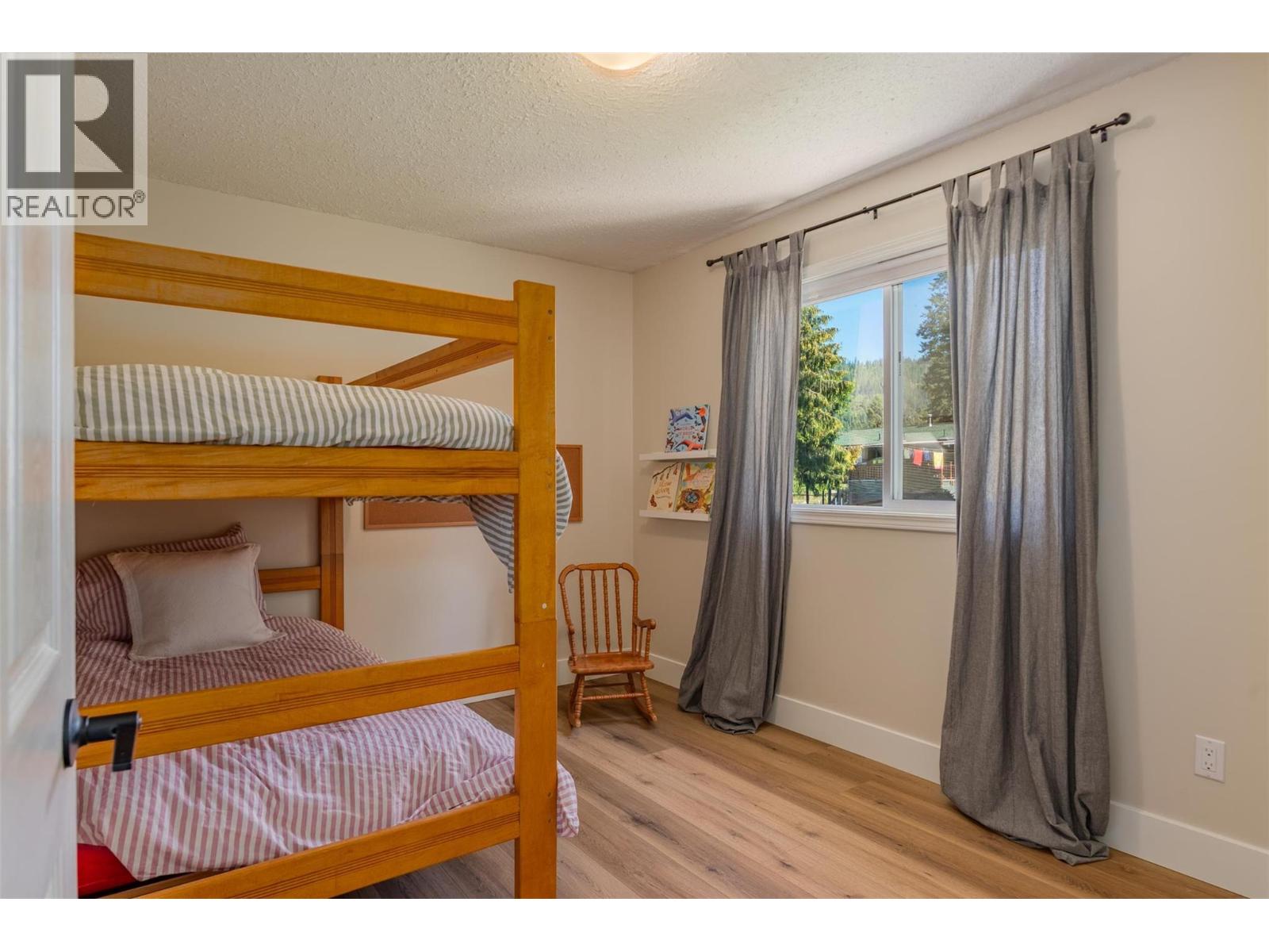 100 Birch Avenue, Fruitvale