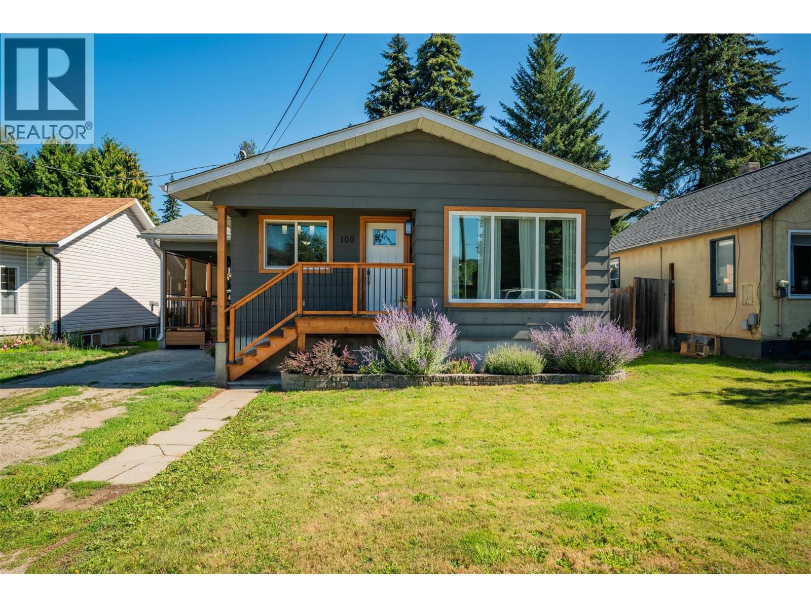 100 Birch Avenue, Fruitvale