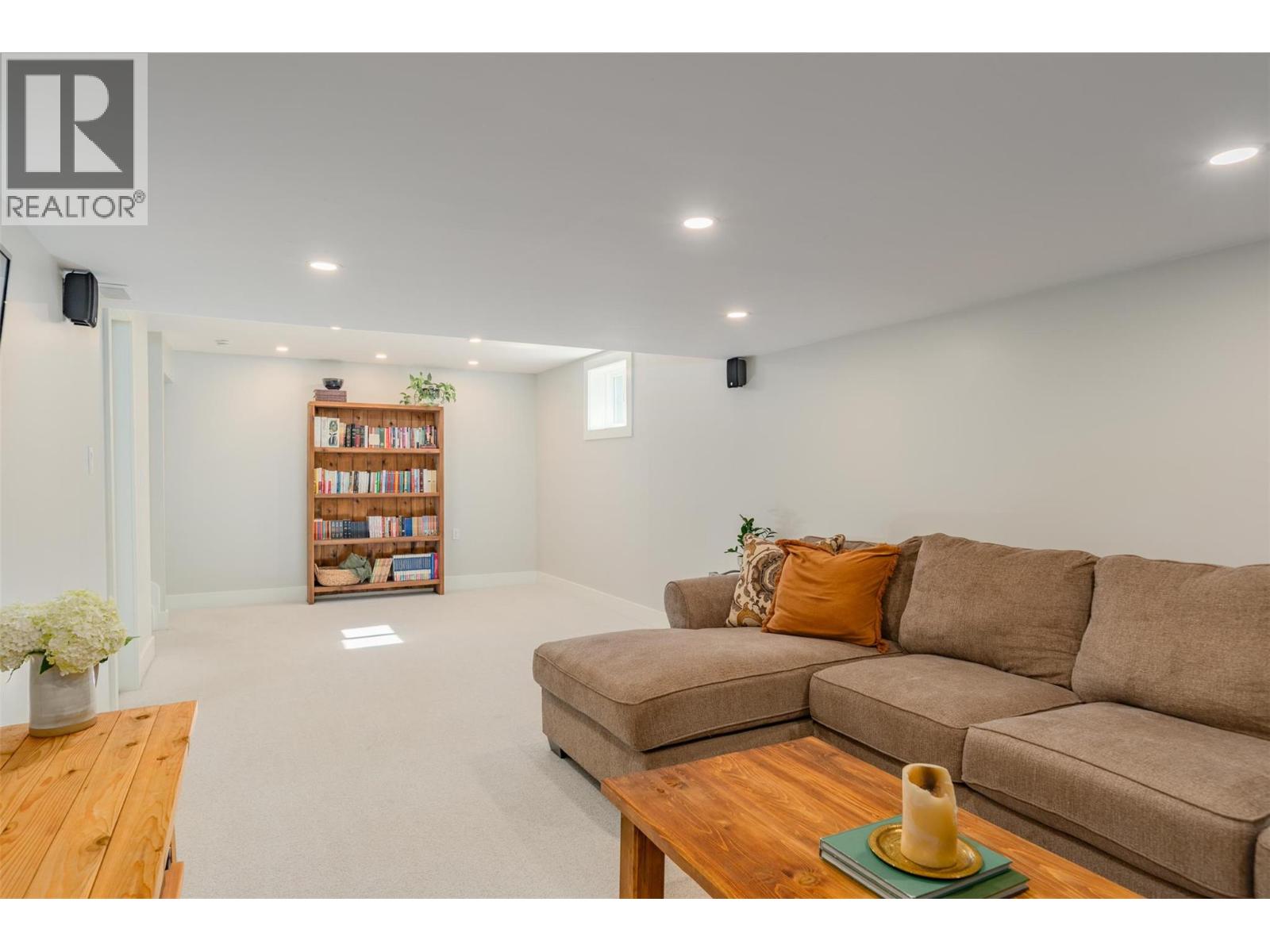 100 Birch Avenue, Fruitvale