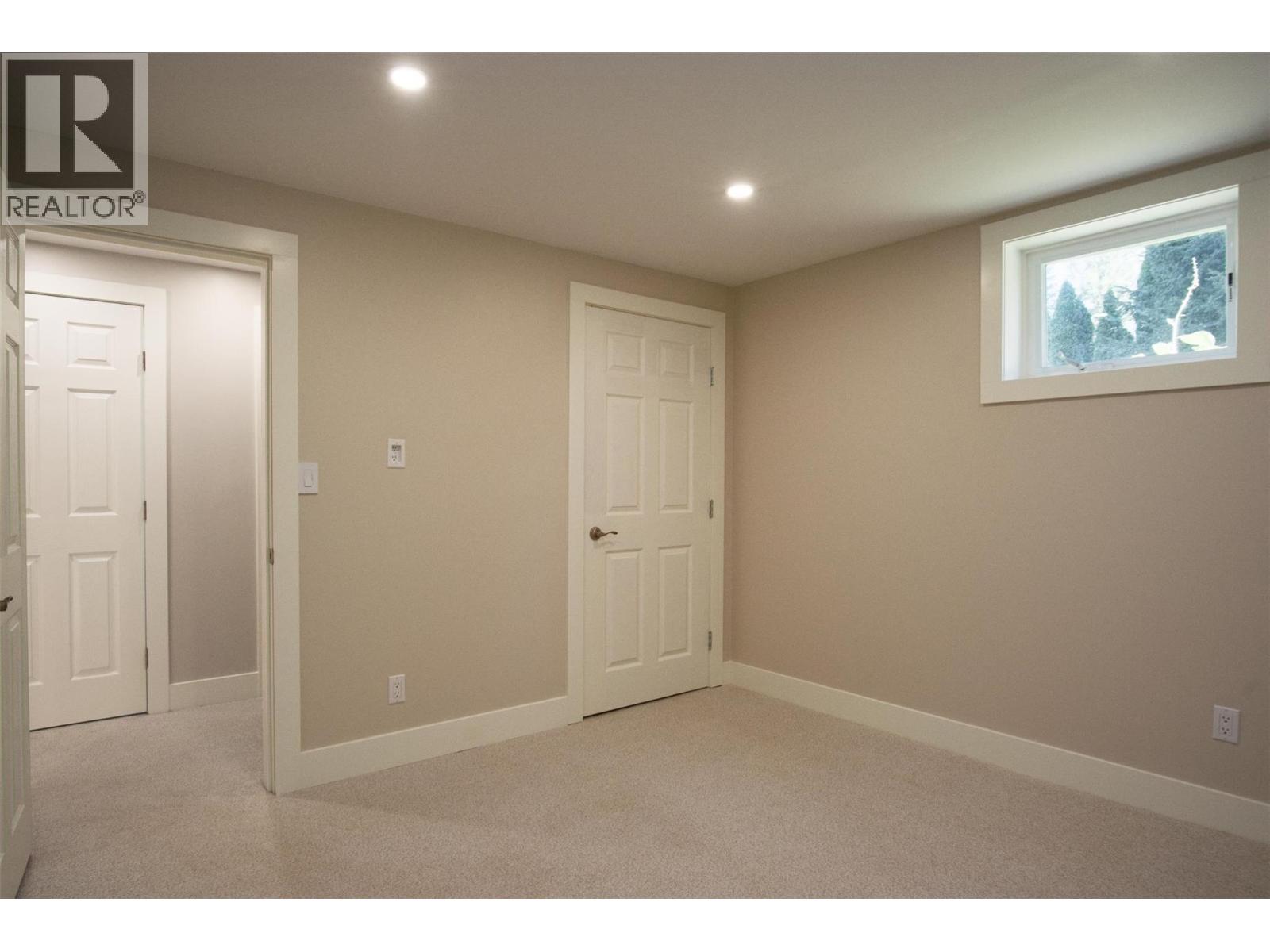 100 Birch Avenue, Fruitvale