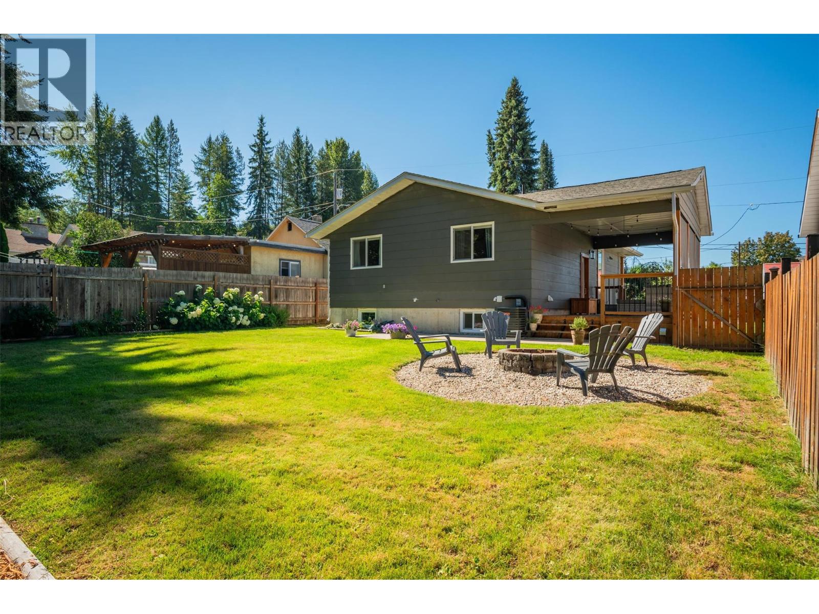 100 Birch Avenue, Fruitvale