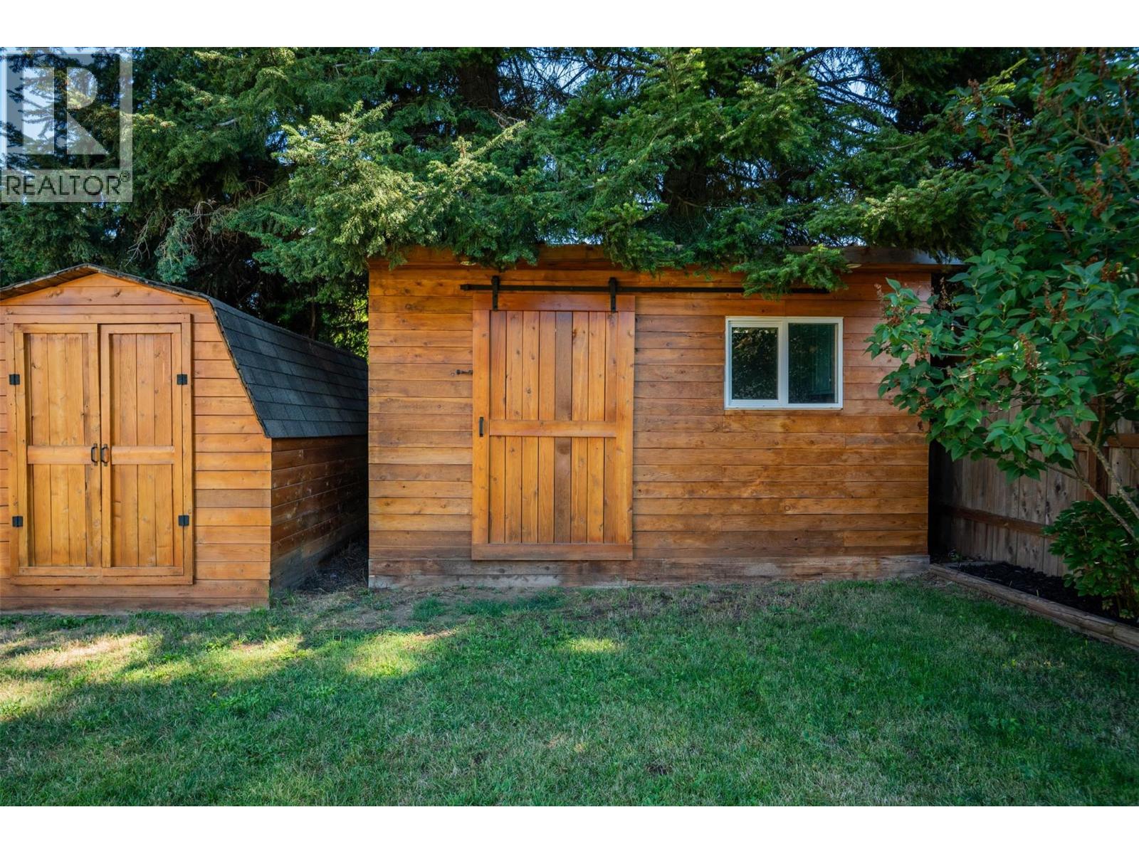 100 Birch Avenue, Fruitvale