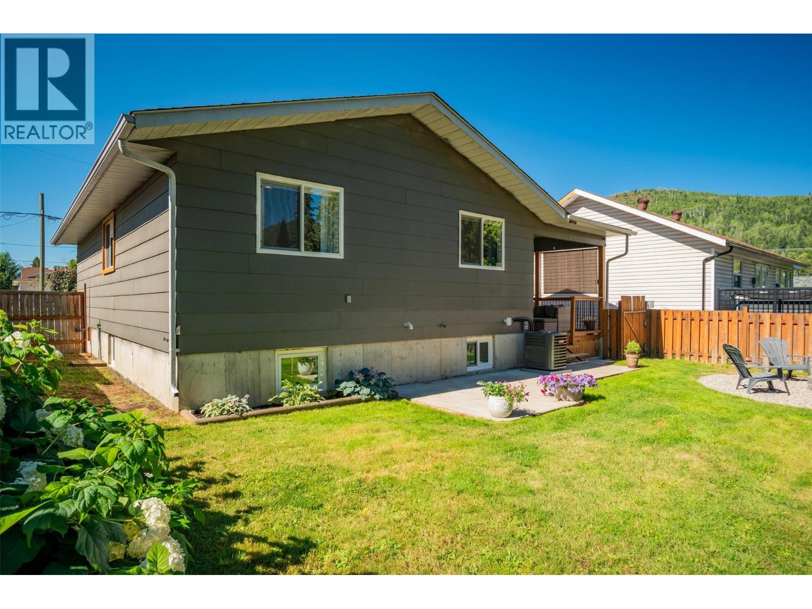 100 Birch Avenue, Fruitvale