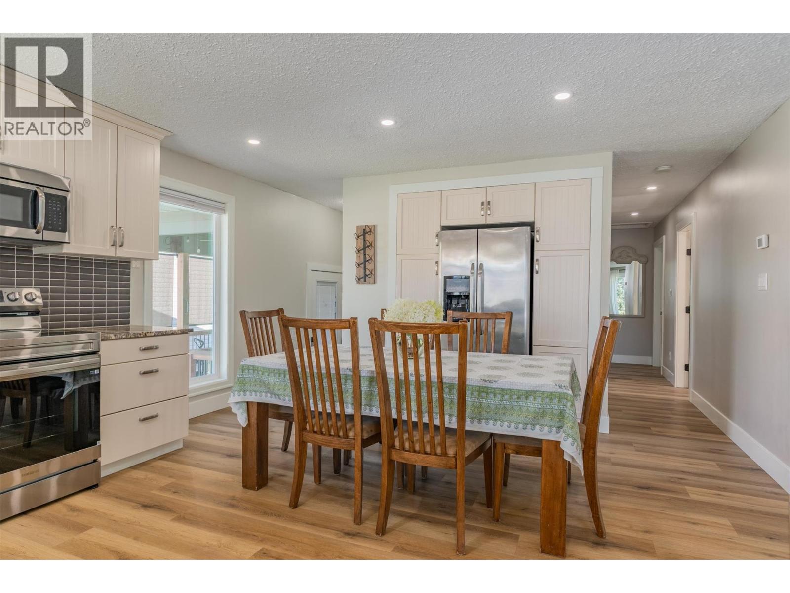 100 Birch Avenue, Fruitvale