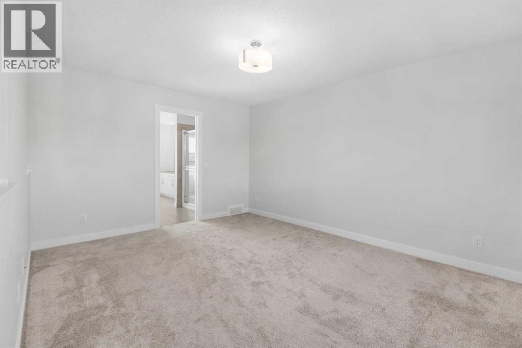 Photo 8 of 135 Lucas Boulevard Nw, Calgary AB