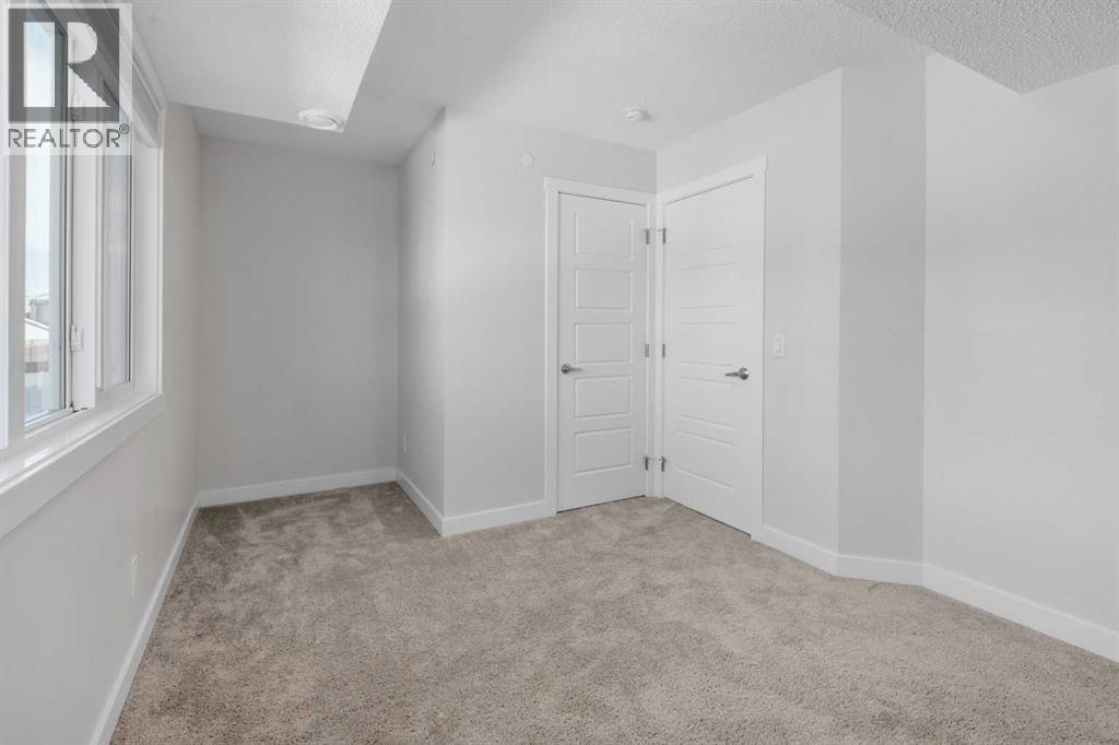 Photo 14 of 135 Lucas Boulevard Nw, Calgary AB