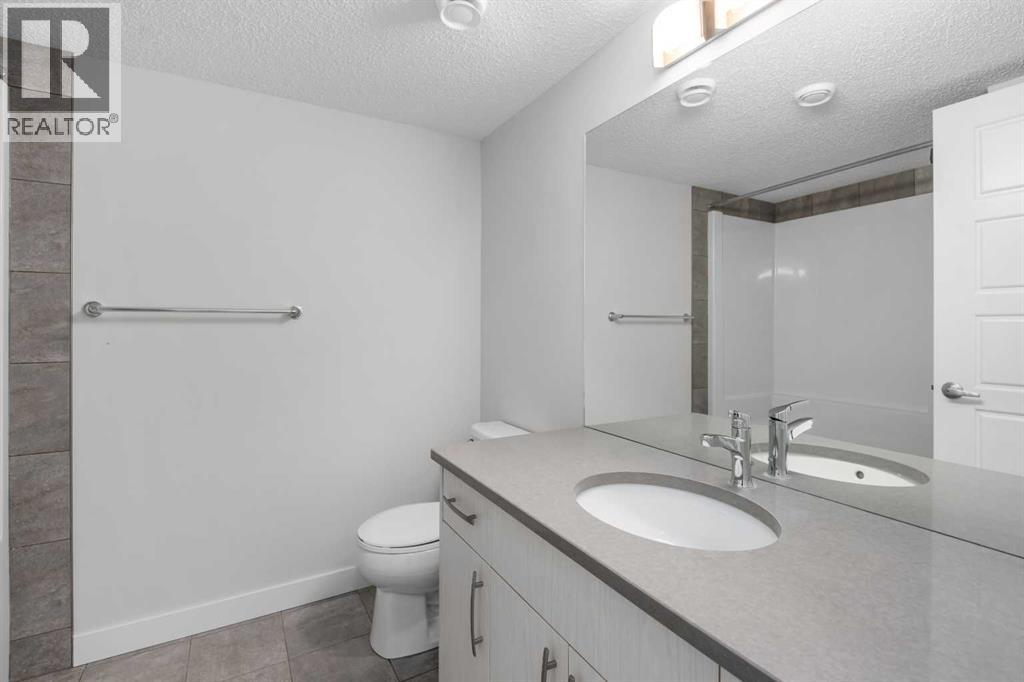 Photo 5 of 135 Lucas Boulevard Nw, Calgary AB