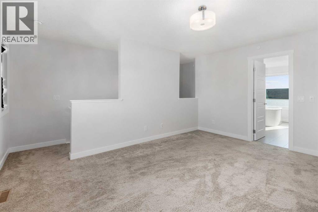 Photo 9 of 135 Lucas Boulevard Nw, Calgary AB