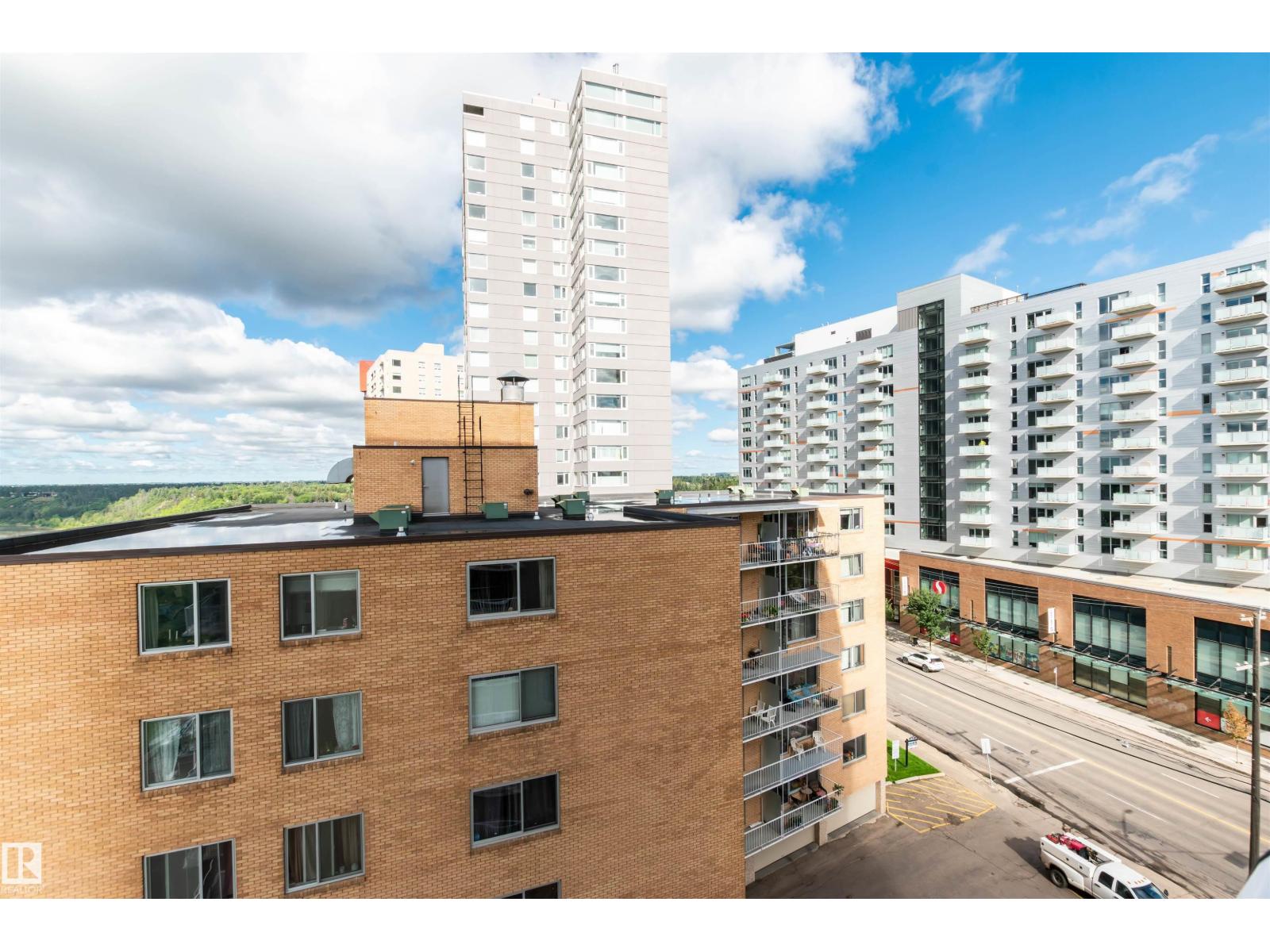 Photo 19 of 801 12141 Jasper Av Nw, Edmonton AB