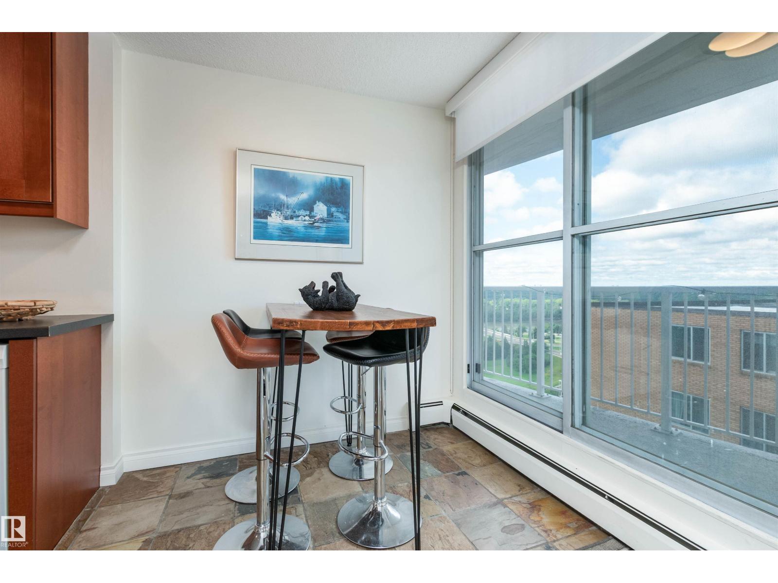 Photo 18 of 801 12141 Jasper Av Nw, Edmonton AB