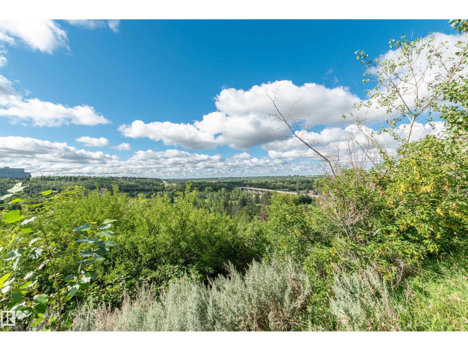 Photo 14 of 801 12141 Jasper Av Nw, Edmonton AB