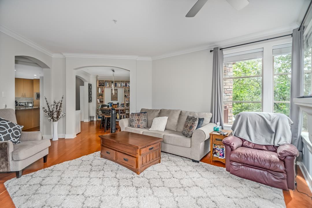 Photo 14 of 204 16421 64 Avenue, Surrey BC