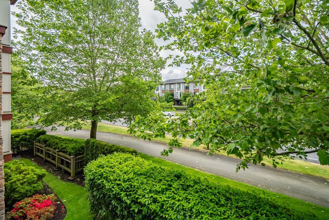 Photo 30 of 204 16421 64 Avenue, Surrey BC