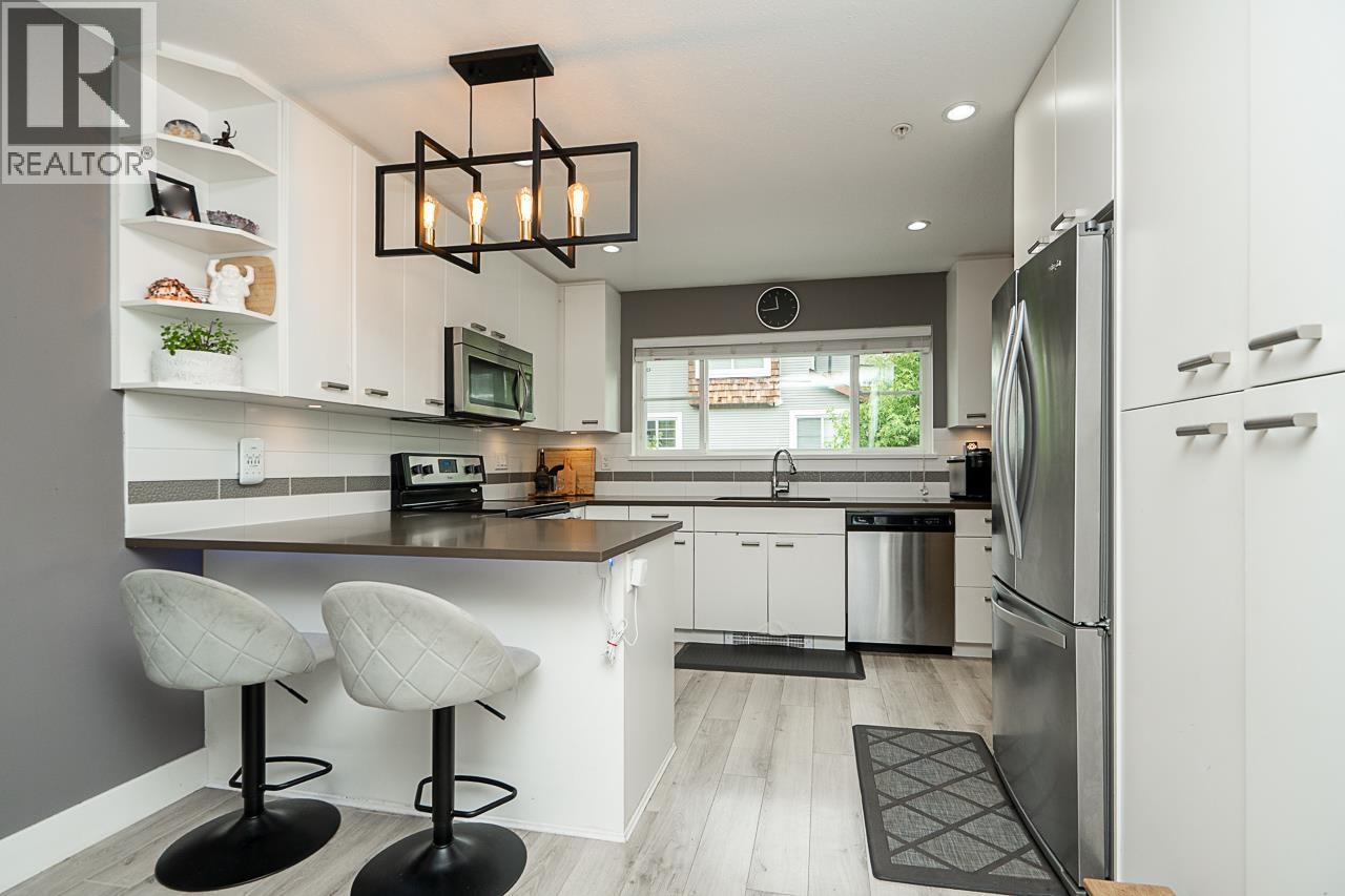 Photo 6 of 57 23651 132 Avenue, Maple Ridge BC
