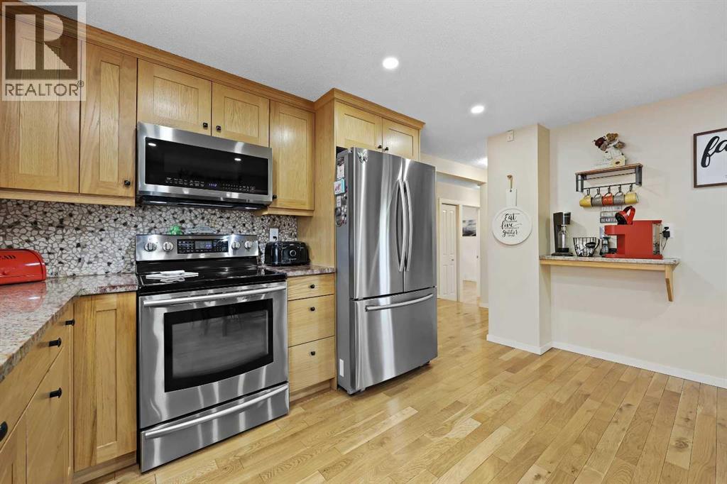 Single Family House Bungalow for Sale in  Woodbrook Court SW Woodbine Calgary 