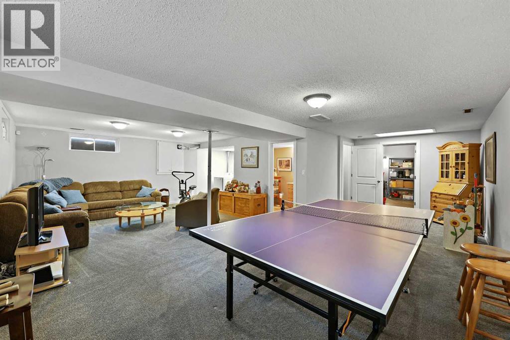 Single Family House Bungalow for Sale in  Woodbrook Court SW Woodbine Calgary 