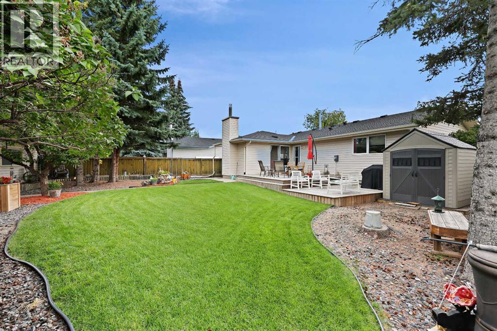 Single Family House Bungalow for Sale in  Woodbrook Court SW Woodbine Calgary 