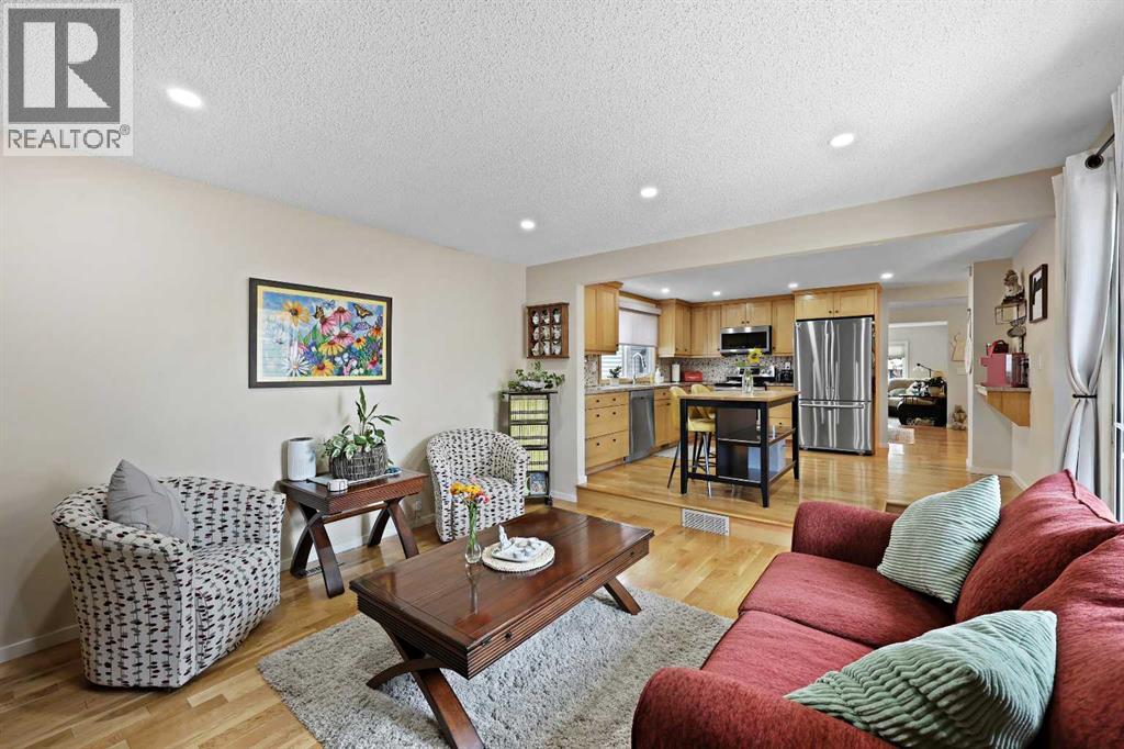 Single Family House Bungalow for Sale in  Woodbrook Court SW Woodbine Calgary 