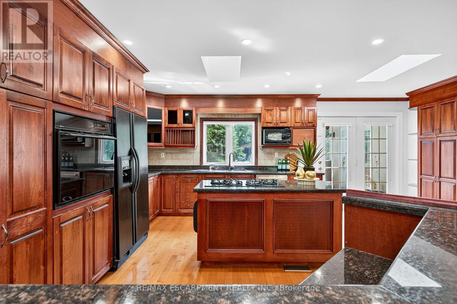 Photo 13 of 1262 Mississauga Road, Mississauga ON