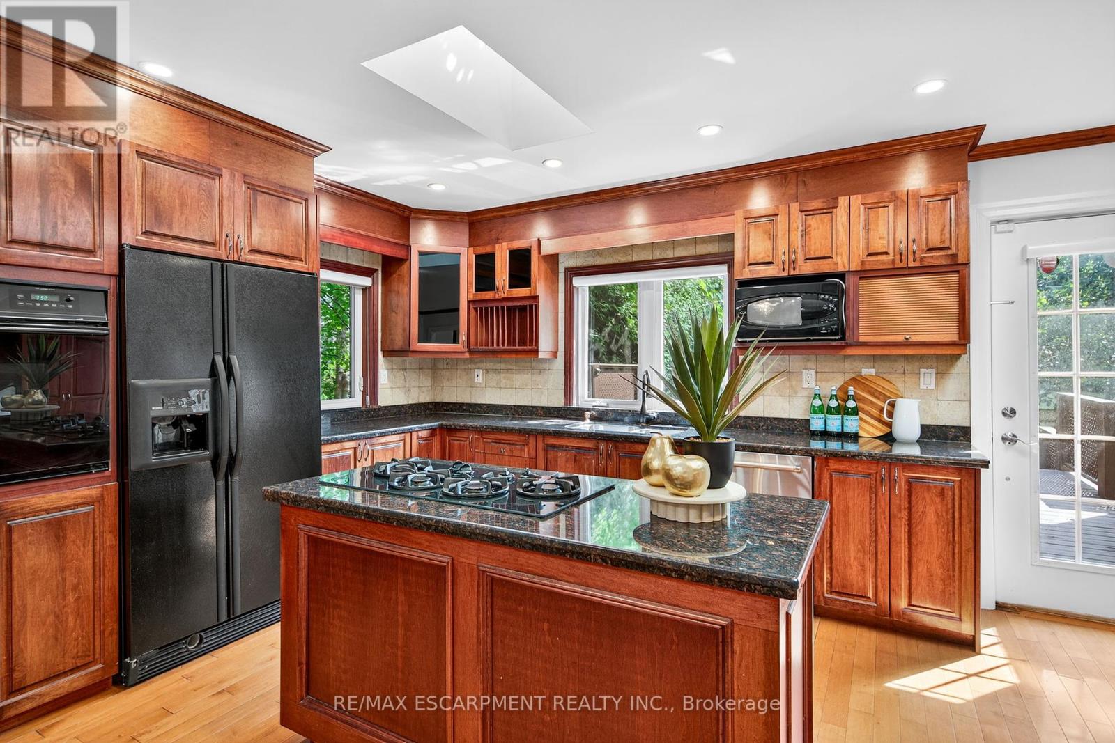 Photo 14 of 1262 Mississauga Road, Mississauga ON