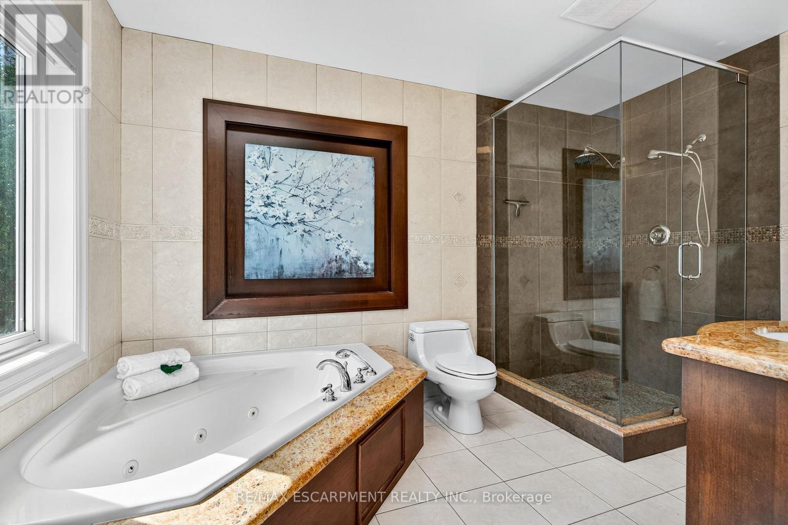 Photo 23 of 1262 Mississauga Road, Mississauga ON